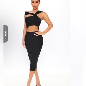 Fashion Nova Black Cut-Out Pencil Skirt